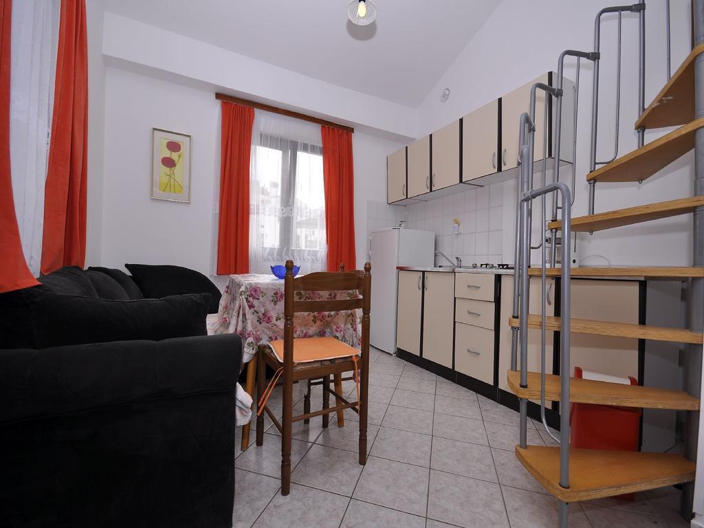 Apartments Mira 645 Poreč Kamer foto